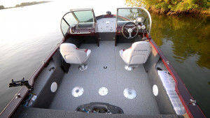 Fotogaléria Finval  555 FishPro DC