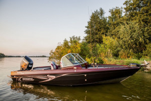 Fotogaléria Finval  555 FishPro DC