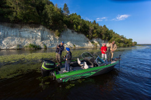 Fotogaléria Finval  555 FishPro DC