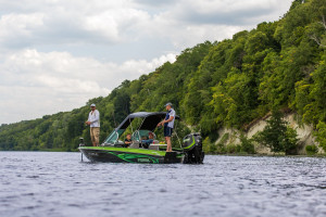 Fotogaléria Finval  555 FishPro DC