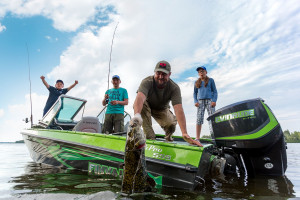 Fotogaléria Finval  555 FishPro DC