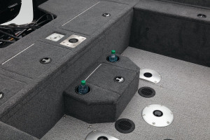 Fotogaléria TRACKER Pro Guide™ V-175 WT