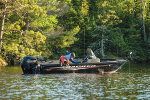 Fotogaléria TRACKER Pro Guide™ V-16 SC