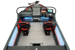 Fotogaléria Finval 685 FishPro DC