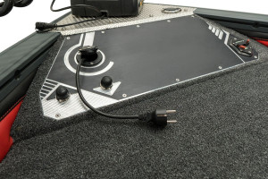 Fotogaléria Finval 685 FishPro DC