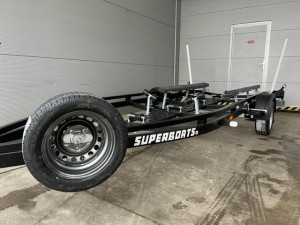 Fotogaléria Príves FB1 - black 1000 kg Suski (510)- na rolniach