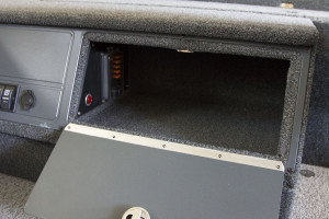 Fotogaléria Čln Finval 475 Evo Tiller + Honda BF60 Handle Kit + príves